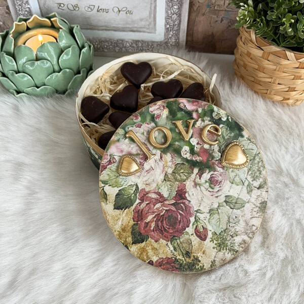 Decoupage Queen, Digitālā satura radītāja darbs, Februāris, 2024