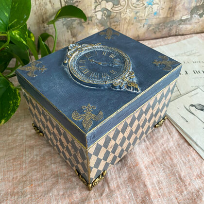 Decoupage Queen viesmākslinieka darbs