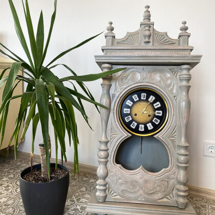 Renovated USSR clock, Annie Sloan "Paris Grey","Antonete"